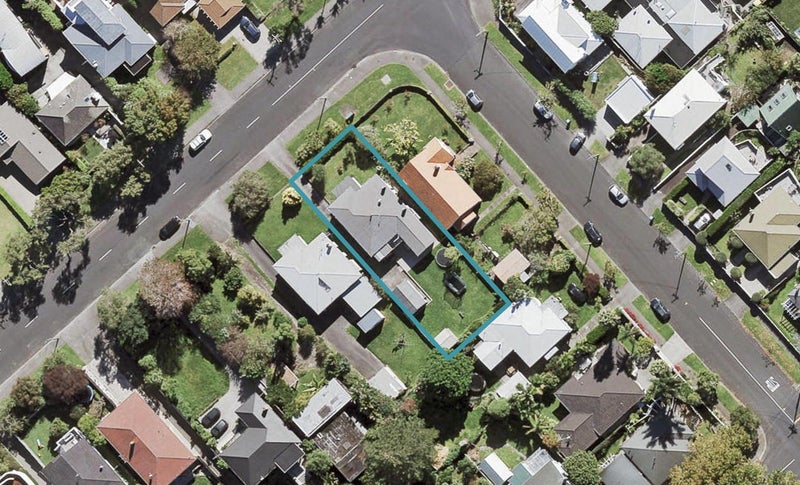 37 William Denny Avenue, Westmere, Auckland - Carousel 1