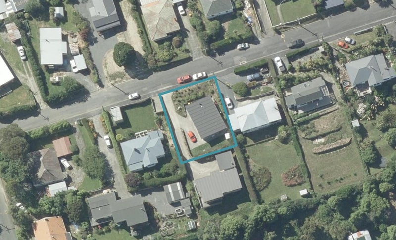36 Kauri Street, Ravensbourne, Dunedin - Carousel 1