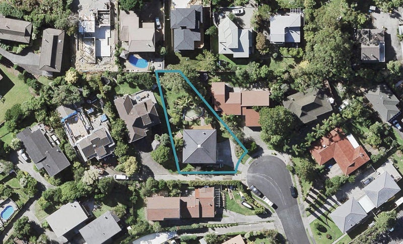 19 Noumea Place, Mairangi Bay, Auckland - Carousel 1