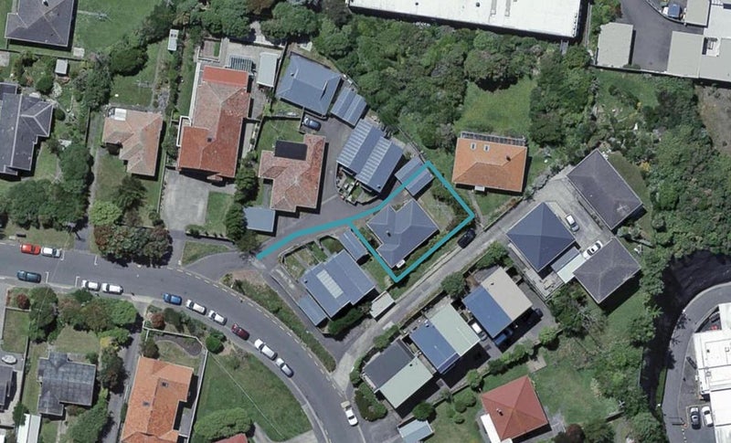 9 Hindmarsh Street, Johnsonville, Wellington - Carousel 1