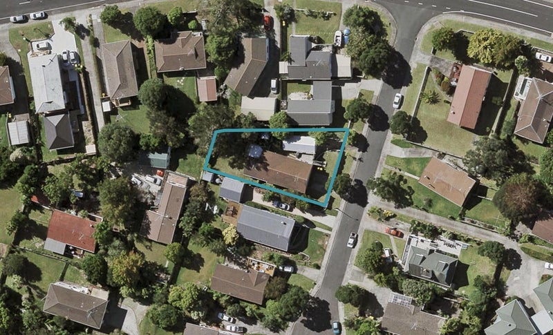 3 Theban Place, Totara Vale, Auckland - Carousel 1