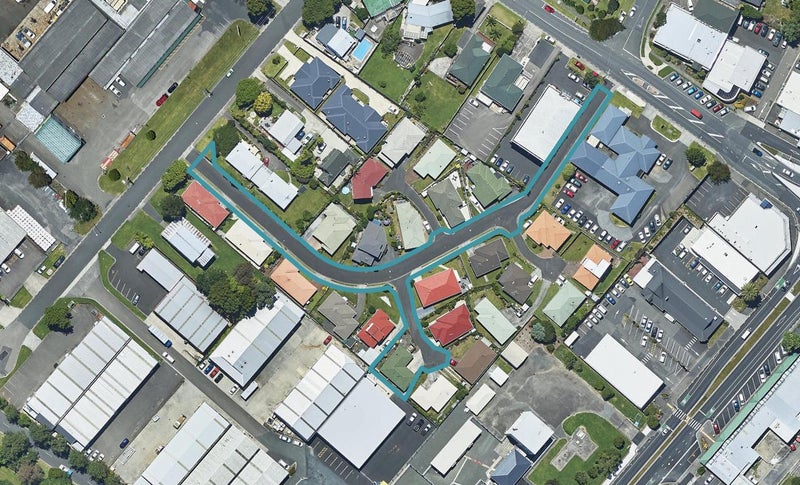 12 Racecourse Way, Gate Pa, Tauranga - Carousel 1