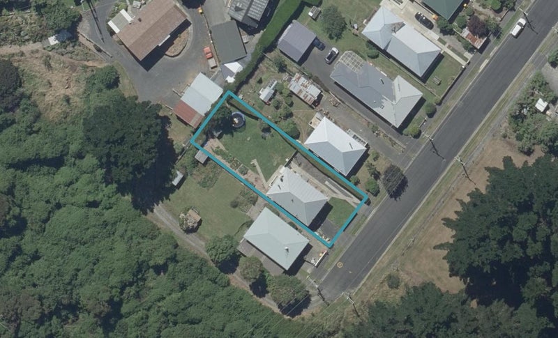 20 Tilburn Street, Halfway Bush, Dunedin - Carousel 1