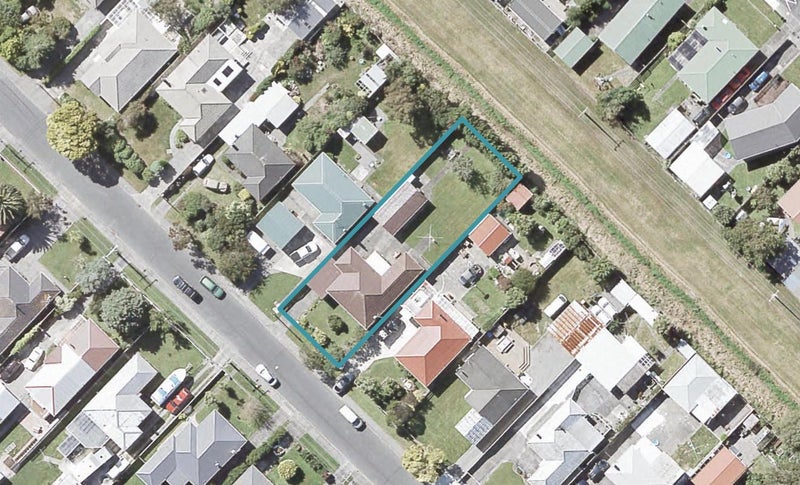 66 Totara Street, Wainuiomata, Lower Hutt - Carousel 1