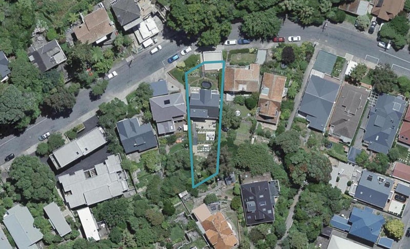 27 Ngaio Road, Kelburn, Wellington - Carousel 1
