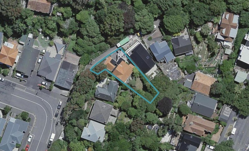 21 Lower North Terrace, Kelburn, Wellington - Carousel 1