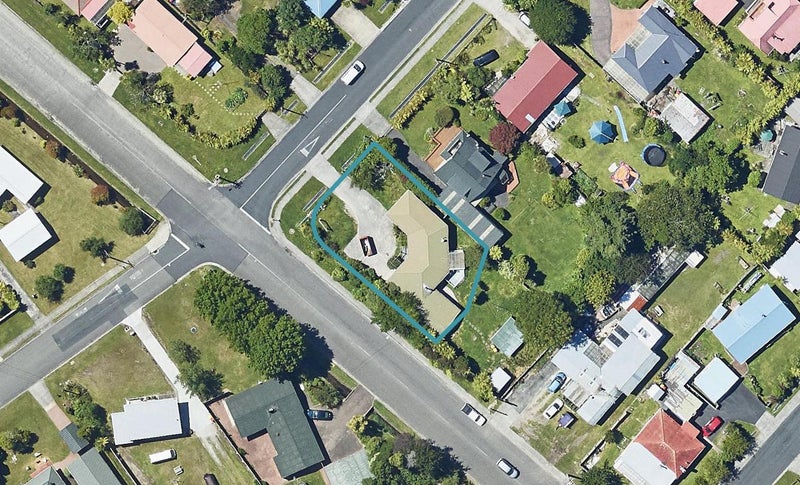 18 Willow Avenue, Hannahs Bay, Rotorua - Carousel 1