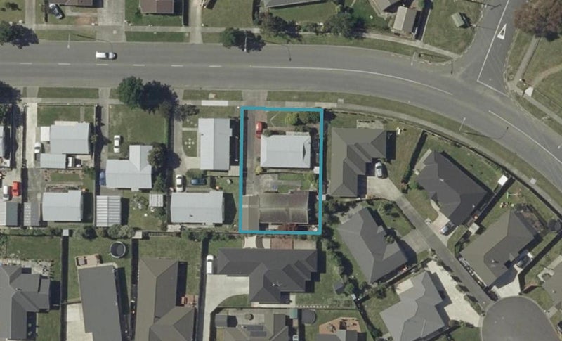 42 McLeavey Drive, Kelvin Grove, Palmerston North - Carousel 1