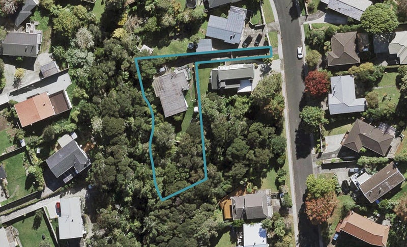 21 Gladys Avenue, Glenfield, Auckland - Carousel 1