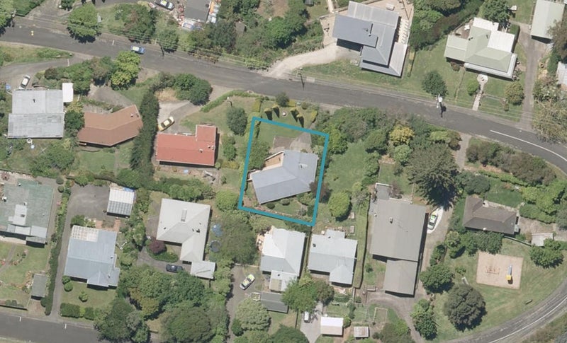 22 Webb Road, Durie Hill, Whanganui - Carousel 1