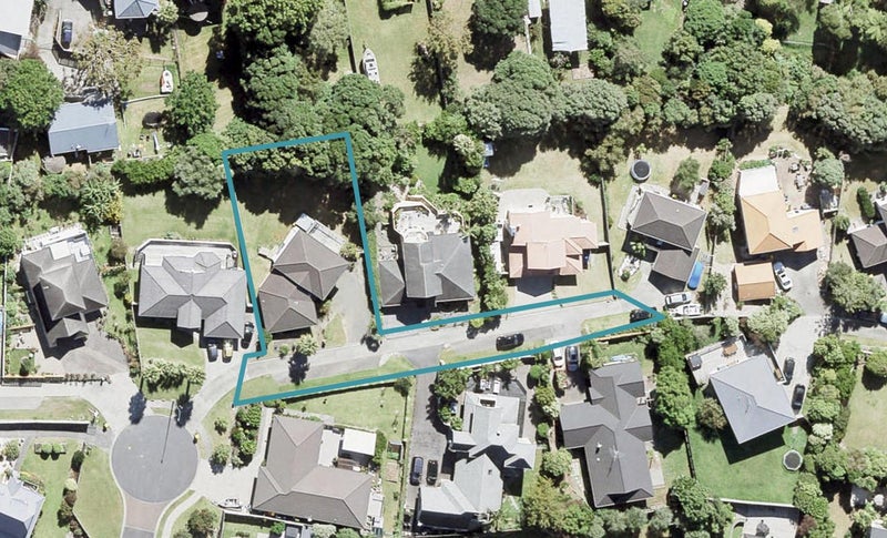 28 Commodore Court, Gulf Harbour, Whangaparaoa - Carousel 1