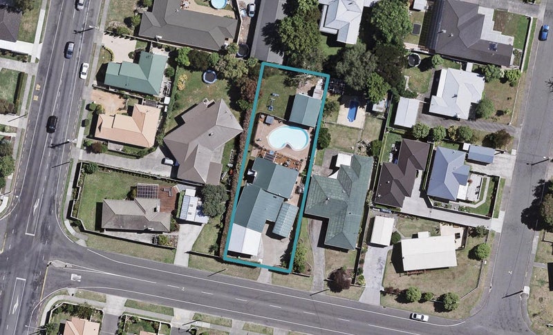 41 Neeve Road, Taradale, Napier - Carousel 1