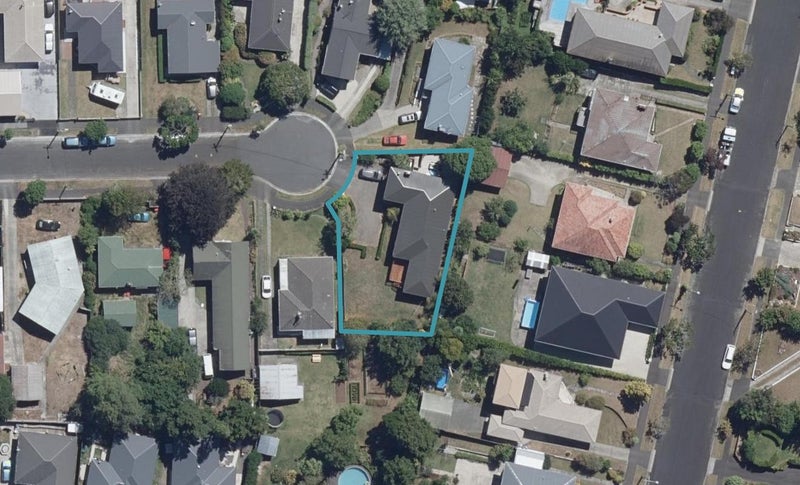 18 Vine Street, Hillcrest, Hamilton - Carousel 1