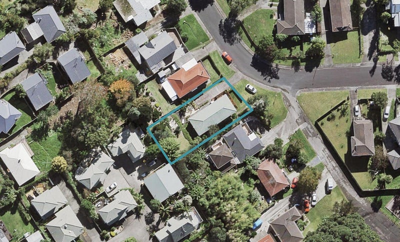 64 Powrie Street, Glenfield, Auckland - Carousel 1