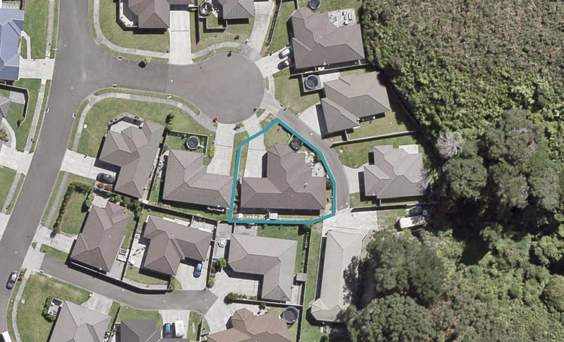 6 Boleyn Close, Kingsley Heights, Upper Hutt - Carousel 1