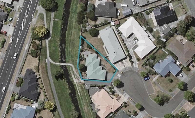 39 Hadleigh Court, Paraparaumu, Paraparaumu - Carousel 1