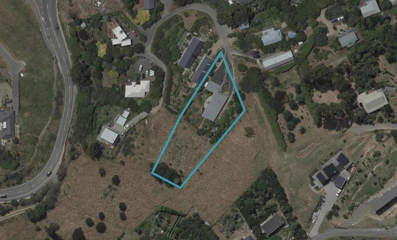 312 Marine Drive, Charteris Bay, Lyttelton - Carousel 1