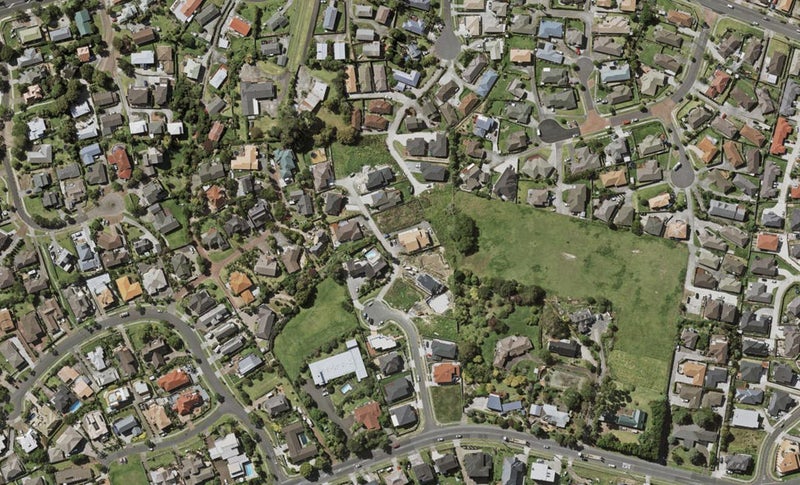 17 Bartells Drive, Goodwood Heights, Auckland - Carousel 1