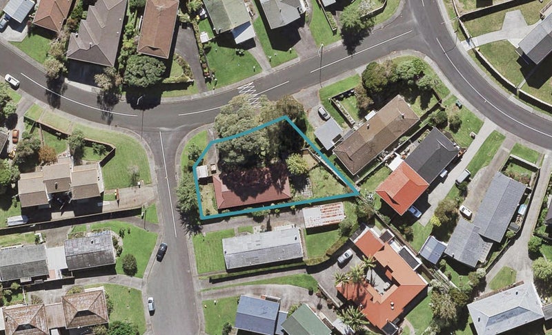 3 Pakira Avenue, Glendene, Auckland - Carousel 1
