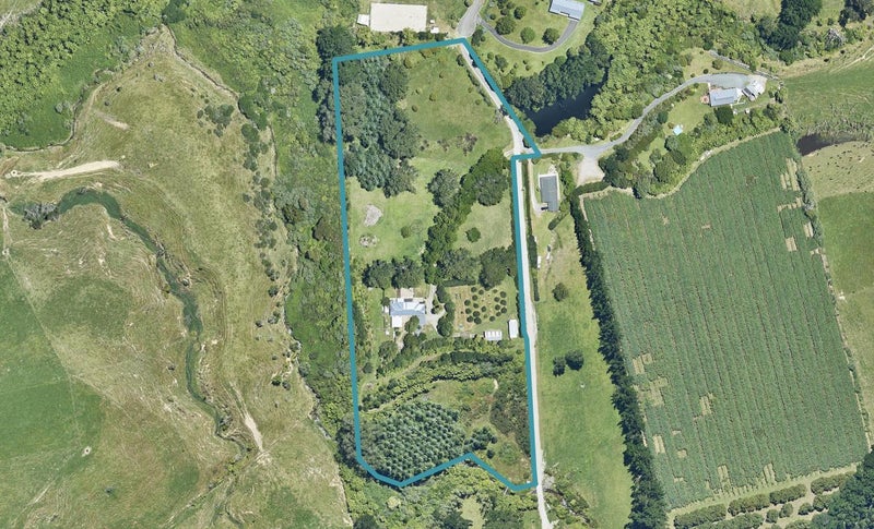63B Shady Lane, Welcome Bay, Tauranga - Carousel 1