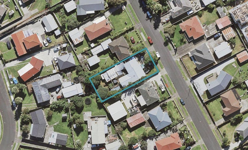 14 Duggan Avenue, Mangere, Auckland - Carousel 1