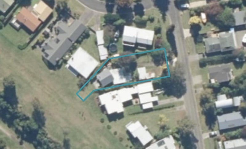 14 Kinloch Road, Kinloch, Taupō - Carousel 1
