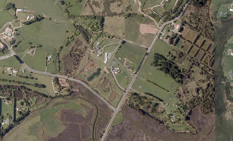 2036 Cove Road, Kaiwaka - Carousel 1