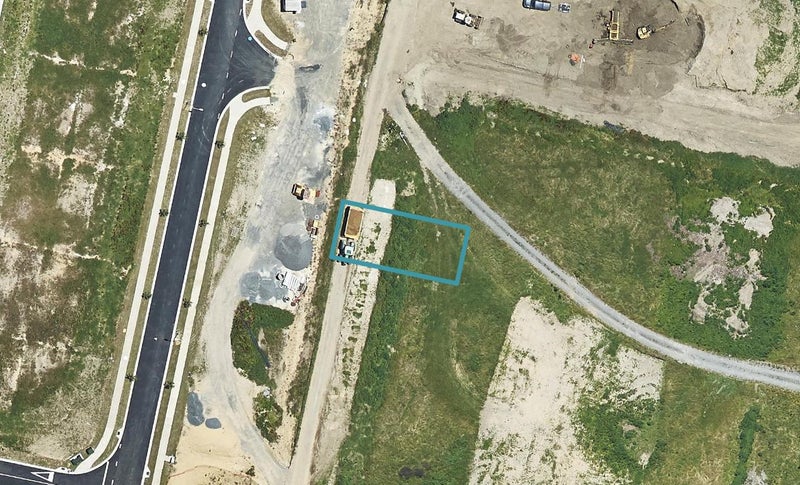 4 Tasker Crescent, Pyes Pa, Tauranga - Carousel 1