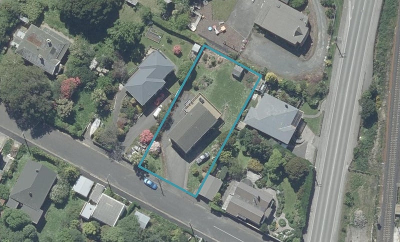 6 Moa Street, Saint Leonards, Dunedin - Carousel 1