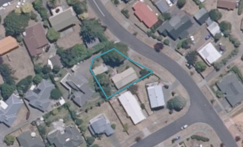 5 Logan Avenue, Wharewaka, Taupo - Carousel 1