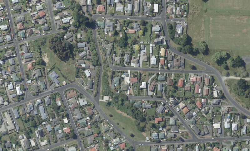 20 Penrich Street, Abbotsford, Dunedin - Carousel 1