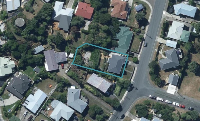 22 Tirowhanga Road, Paremata, Porirua - Carousel 1