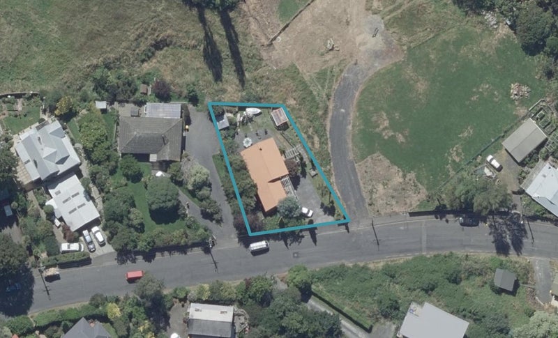 12 Fulton Road, Glenleith, Dunedin - Carousel 1