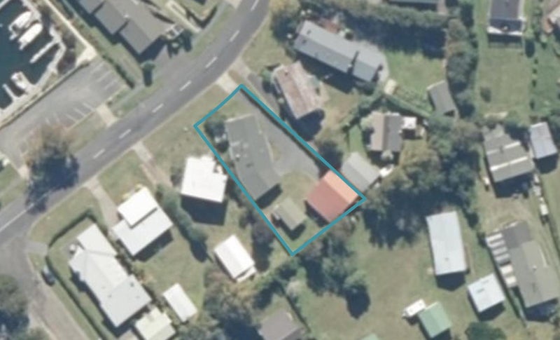 9 Marina Terrace, Kinloch, Taupō - Carousel 1