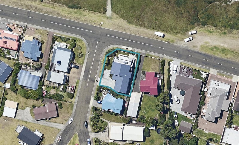 144 Ocean Road, Ohope, Ohope - Carousel 1