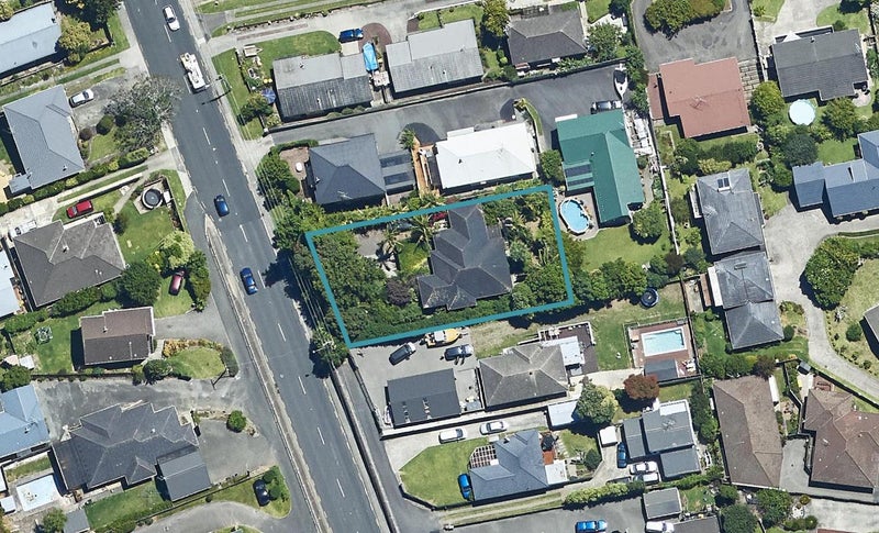 17 Bellevue Road, Brookfield, Tauranga - Carousel 1