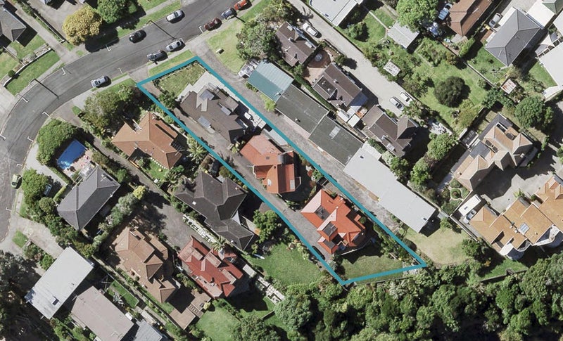 3/18 Otakau Road, Milford, Auckland - Carousel 1
