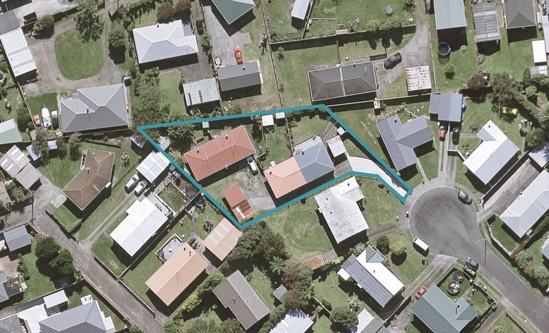 15A Naumai Place, Spotswood, New Plymouth - Carousel 1