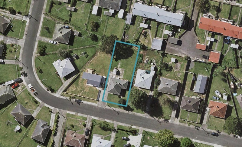 10 Clarkson Crescent, Otara, Auckland - Carousel 1