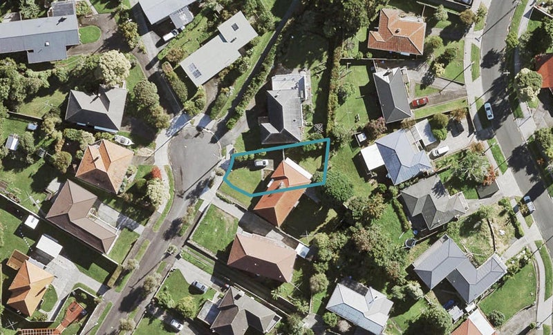17 Brydon Place, New Windsor, Auckland - Carousel 1