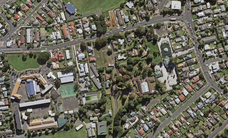 44 Mangere Road, Ōtāhuhu, Auckland - Carousel 1