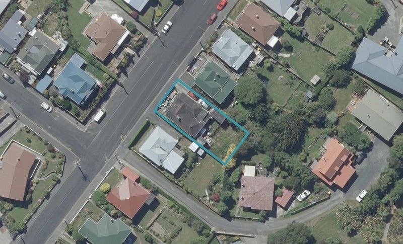 66 Nairn Street, Kaikorai, Dunedin - Carousel 1