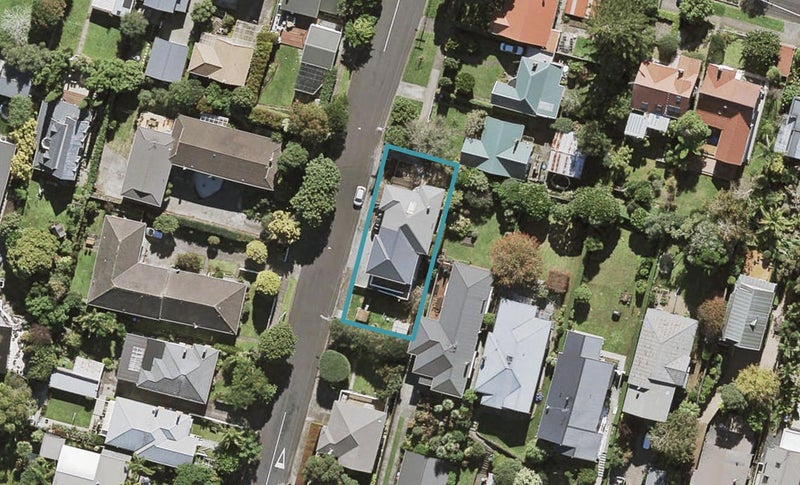 20 Kingsford Road, Mount Eden, Auckland - Carousel 1