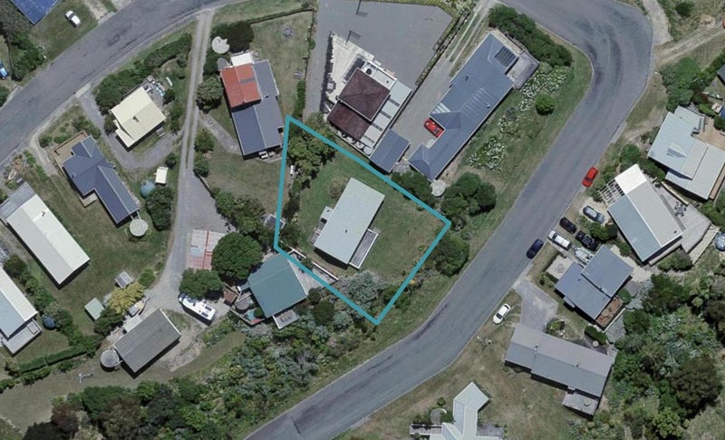 19 Guthrie Crescent, Castlepoint, Tīnui - Carousel 1