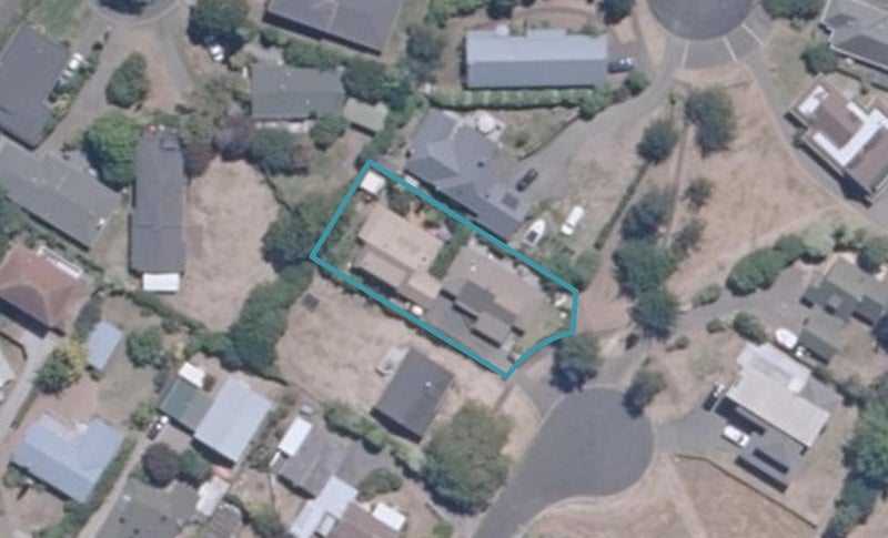 2/34 Charles Crescent, Rainbow Point, Taupō - Carousel 1
