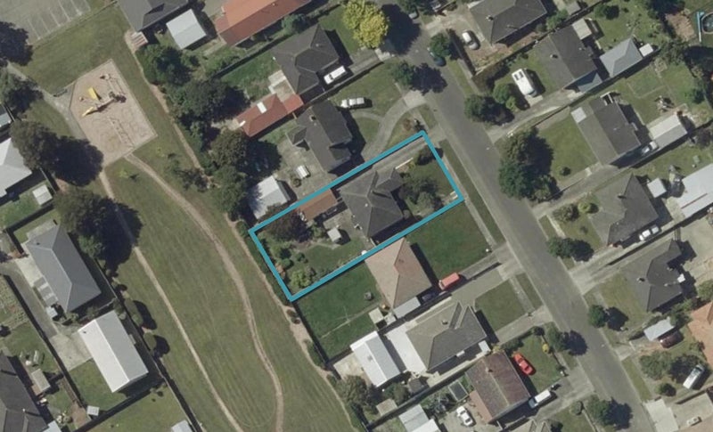 10 Ngarimu Street, Roslyn, Palmerston North - Carousel 1