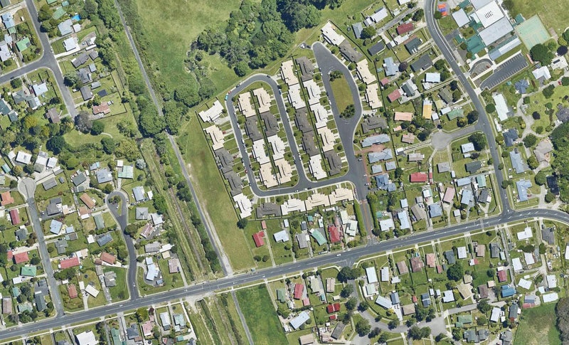 42/64 Kawaha Point Road, Kawaha Point, Rotorua - Carousel 1
