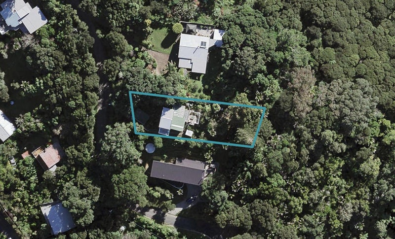6 Upland Road, Omiha, Waiheke Island - Carousel 1
