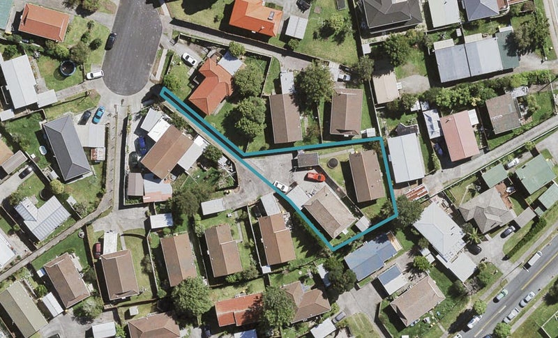 2/10 Hillman Place, Ranui, Auckland - Carousel 1