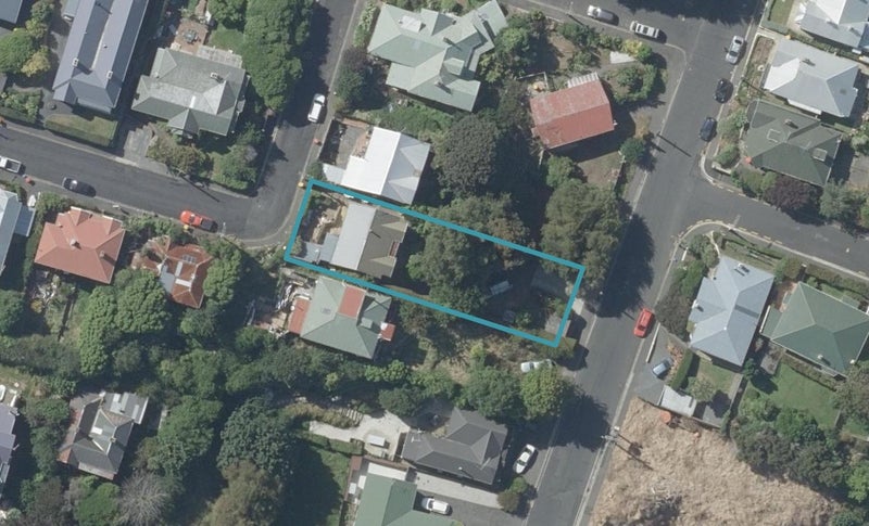 46 Glenpark Avenue, Mornington, Dunedin - Carousel 1